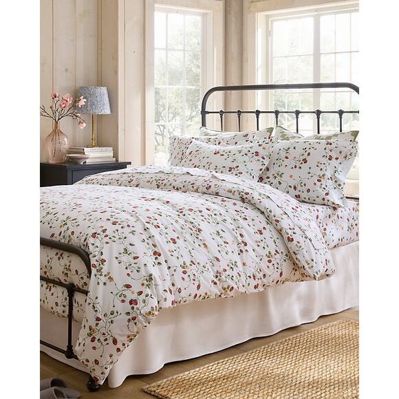 Garnet Hill Organic Percale Cotton Sheet Set - Queen Sheets + King Pillowcases - Picture 1 of 7